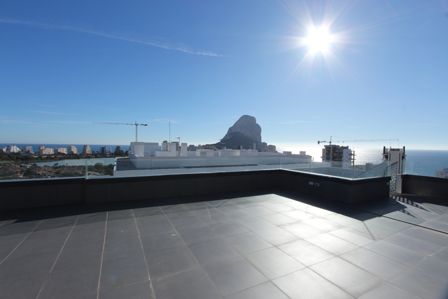 BRAND NEW PENTHOUSE IN CALPE FOR SALE, WITH PANORAMIC VIEWS