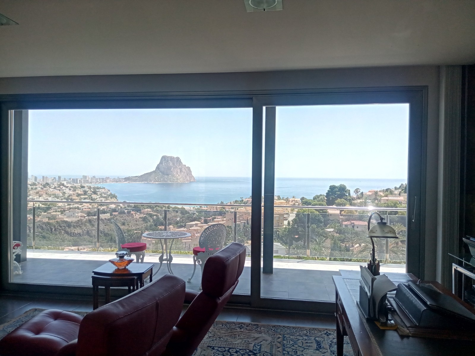 An Exquisite Luxury Villa with Sea Views in Calpe