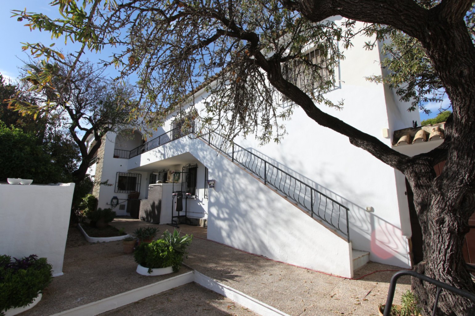 Traditional style villa with 6 bedrooms for sale in Calpe