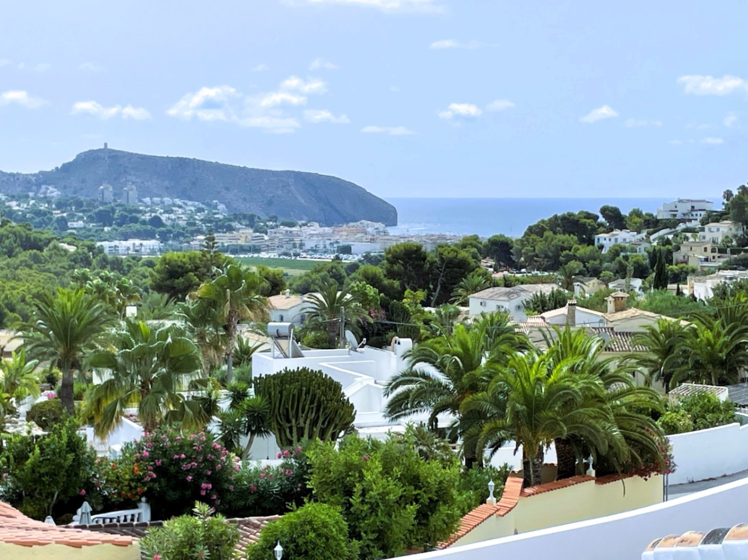 Prachtige villa in mediterrane stijl met uitzicht in Moraira te koop