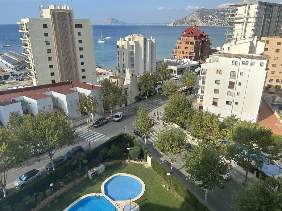 APARTMENT FOR SALE IN CALPE WITH BEAUTIFUL SEA VIEWS