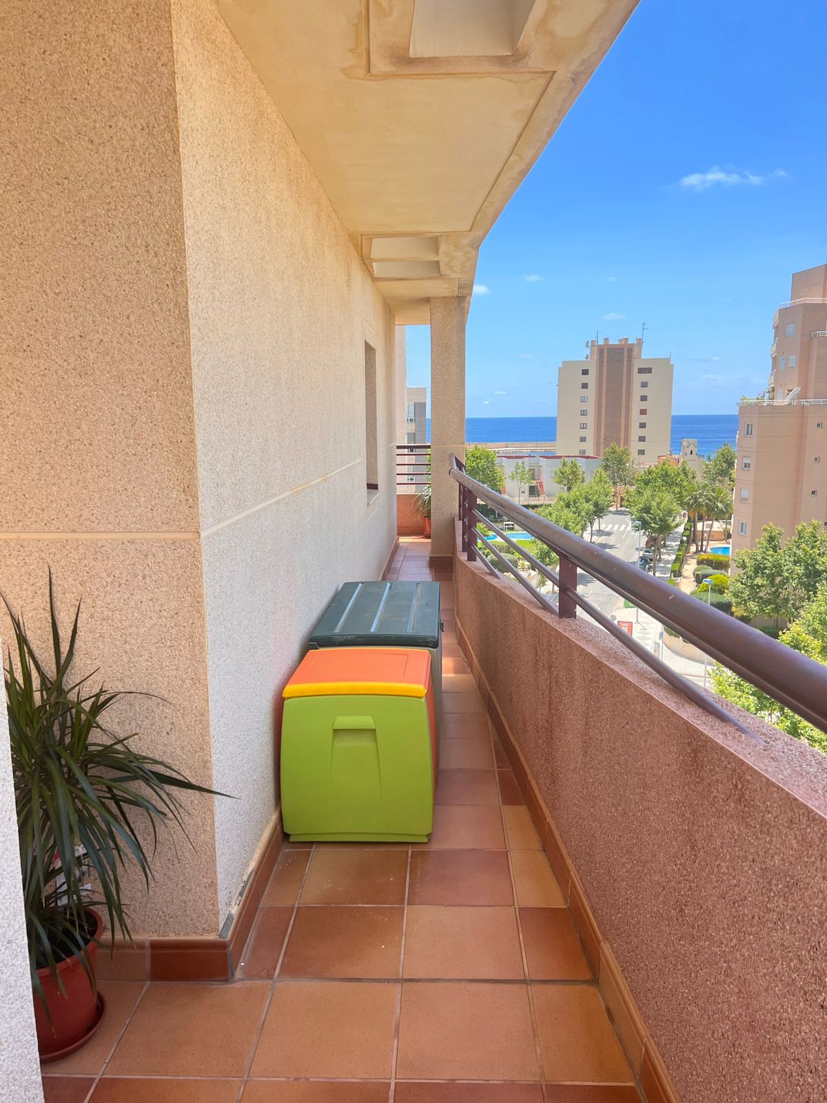 APARTMENT IN THE PORT AREA IN CALPE
