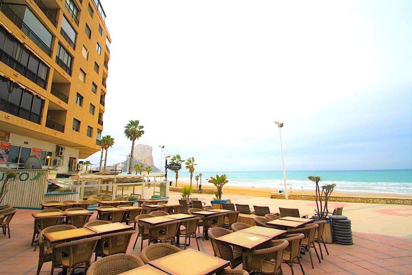Nice apartment on the first line of the beach in Calpe