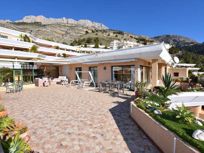 Luxury penthouse in the Sierra de Altea
