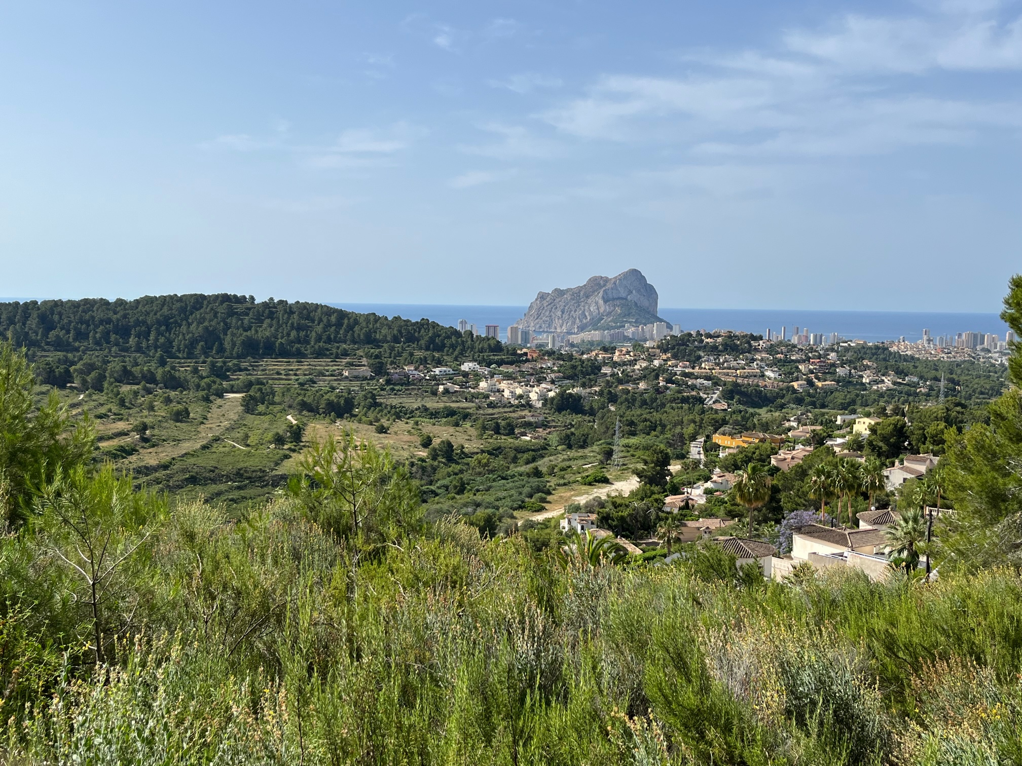 Plot with views of the sea and the Peñon d'Ifach
