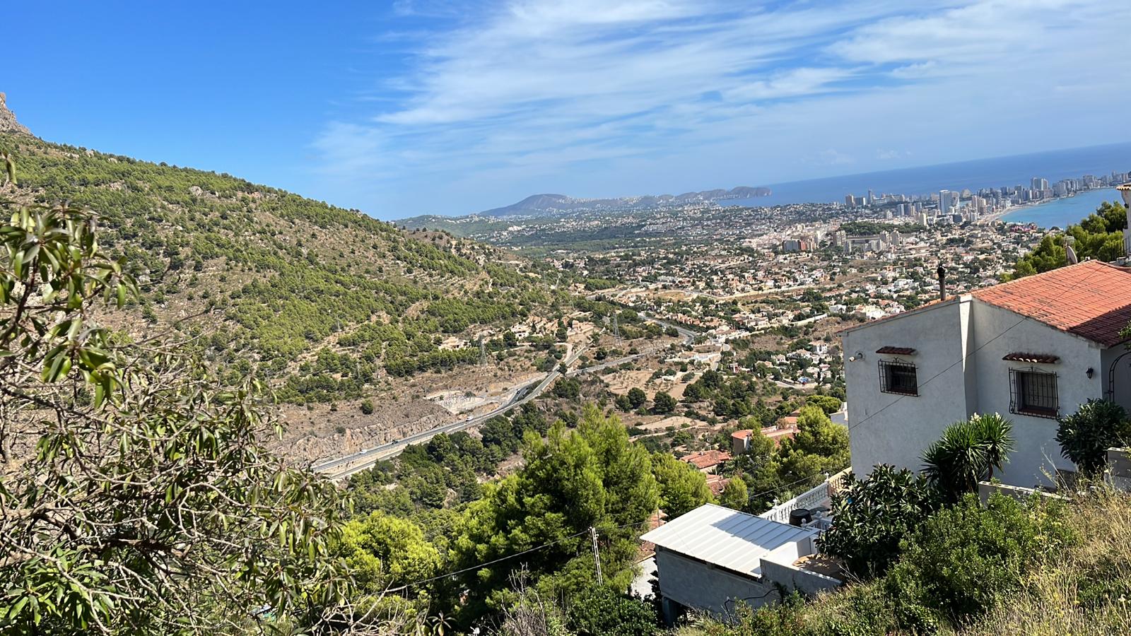 Grundstück mit Panoramablick in Calpe