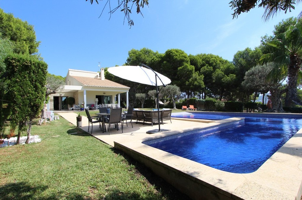 Villa spacieuse à vendre à Moraira