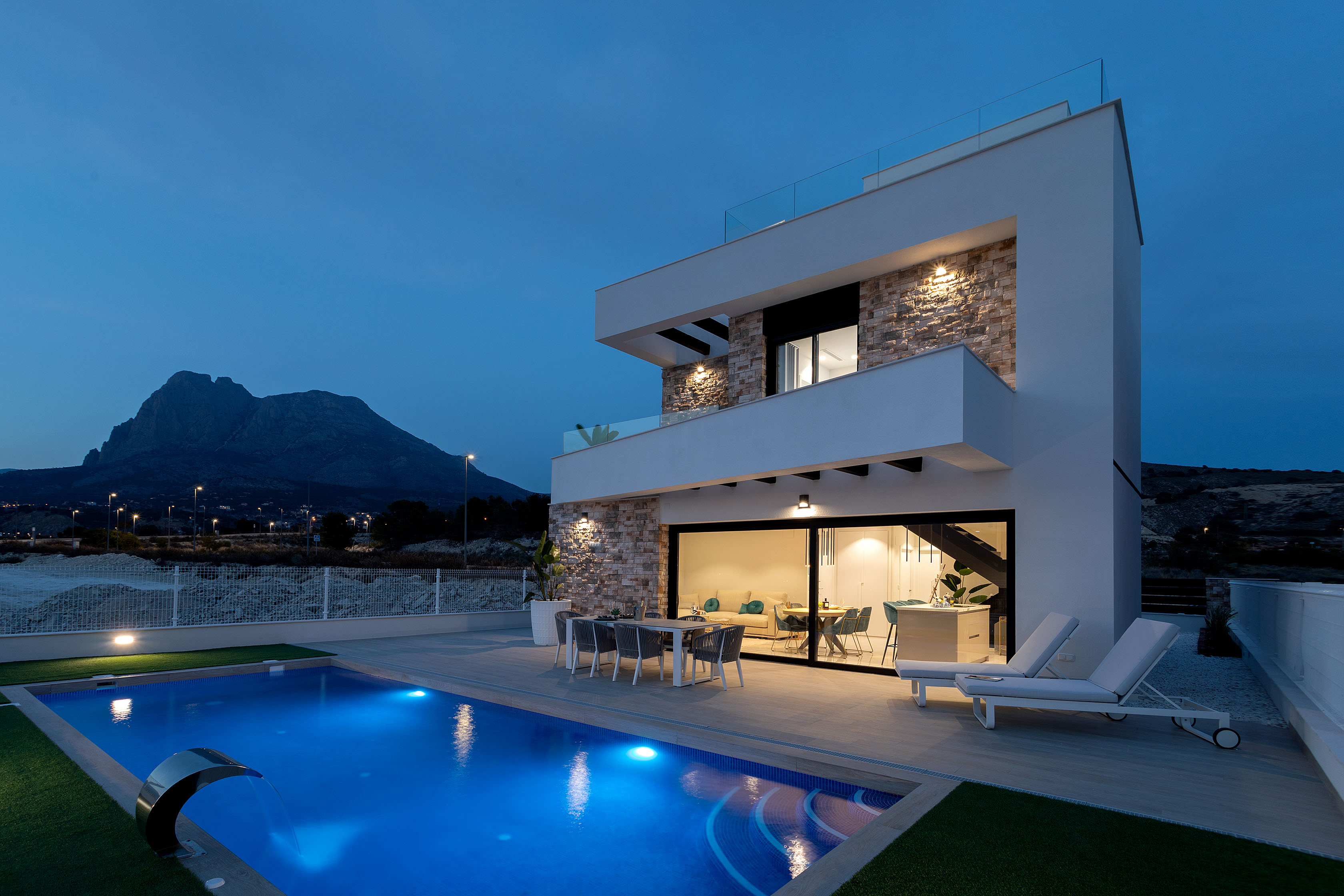 PROJECT - Luxury Villa in Finestrat