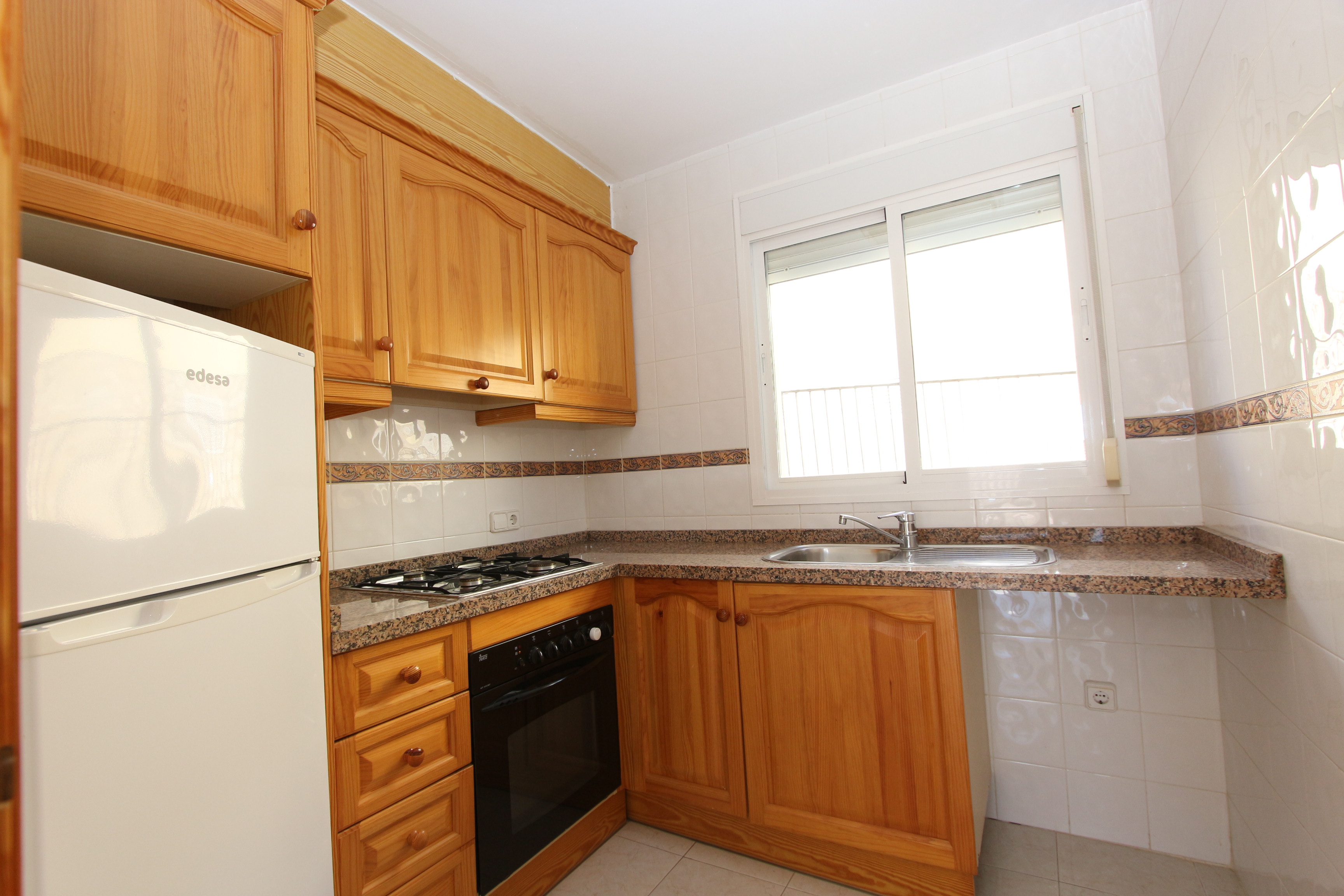 OPPORTUNITY!! FOR SALE TOWNHOUSE WITH SEA VIEWS IN CALPE