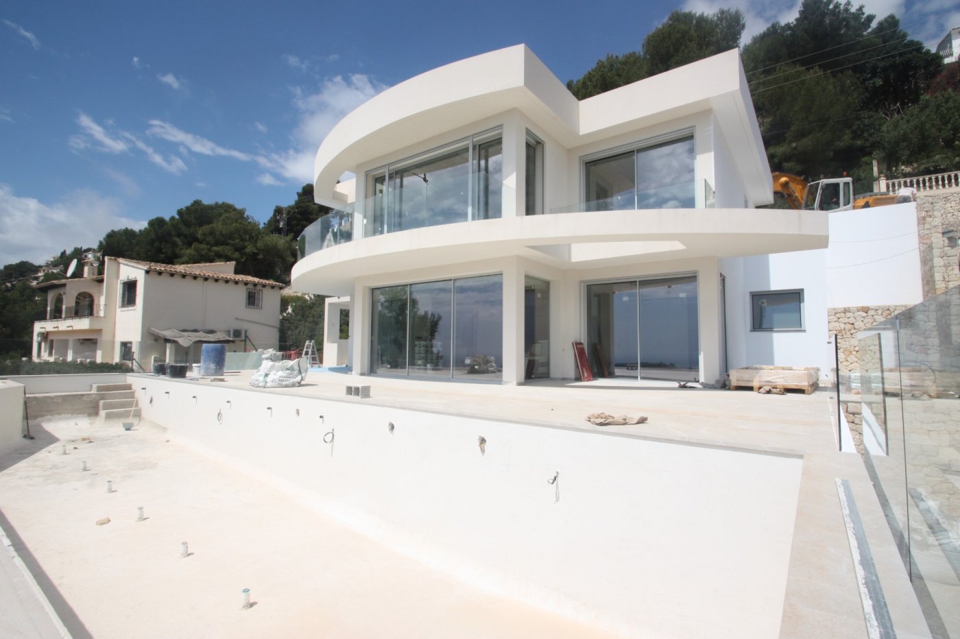 Luxury villa on the coast of Moraira with sea views